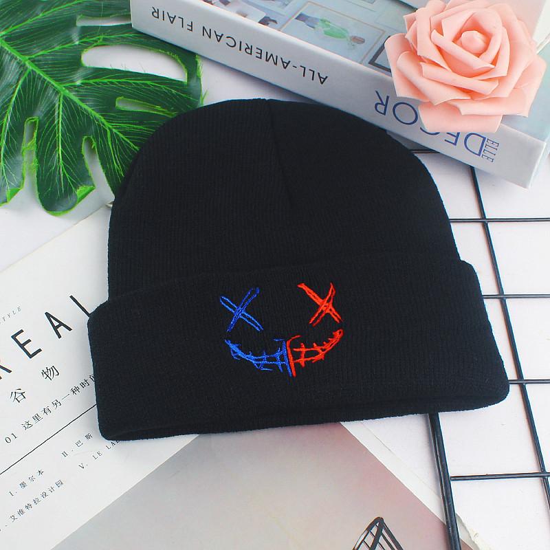 Herbst Winter Strickmütze Lustige Gesichts Mütze Vielseitig für Damen Streetstyle Personalisierte Stickerei Wollmütze Warme Zehenkappe Unisex