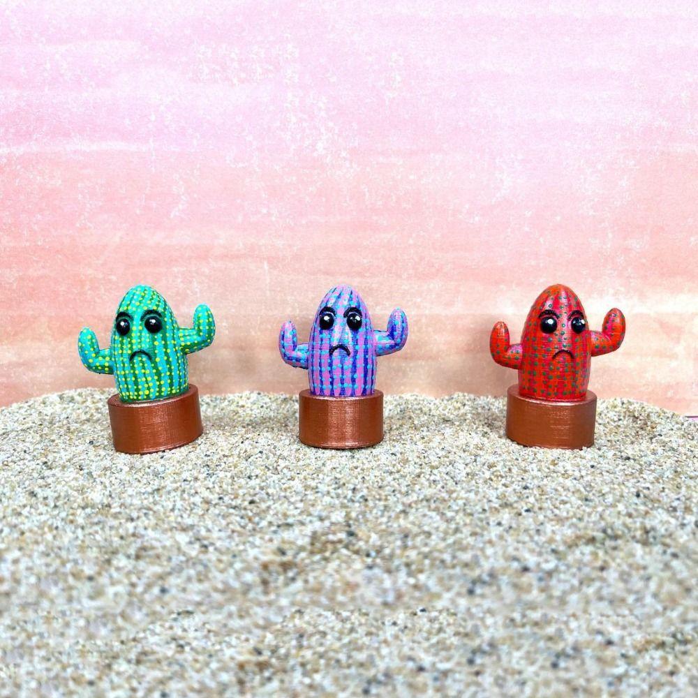 

Cartoon Cactus Pot Figurines Grievance Face Desktop Cactus Ornaments Room Decoration красный
