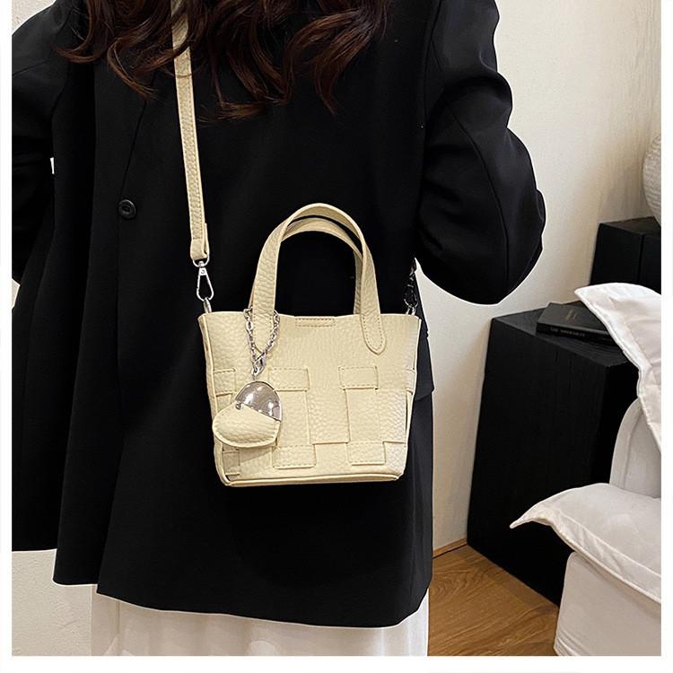IELGY Ladies Messenger Bag Cute Style Korean Version Vegetable Basket Female Bag