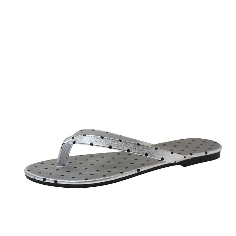 Korean Polka Dot Flip-Flops - Soft, Non-Slip Women's Sandals for Summer Style & Outdoor Wear