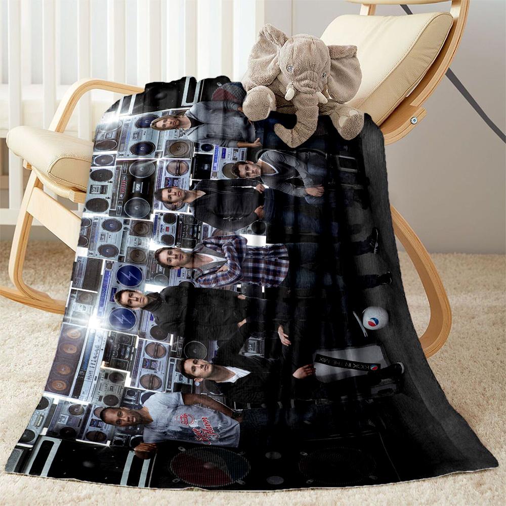 Cristiano Ronaldo Portugal Flag Blanket Soft & Cozy Great for Office Chair Bed Livingroom for All Occasions Modern Style