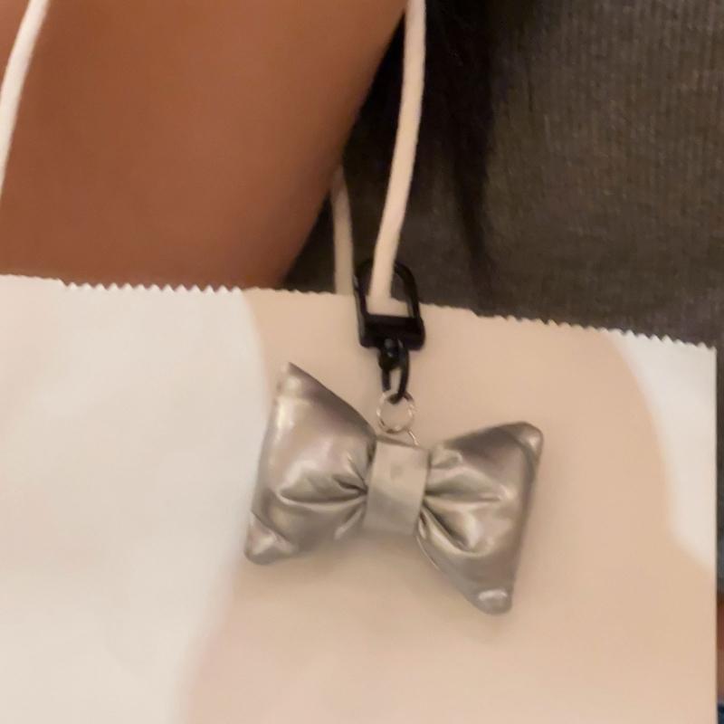 Stylish Keychain Elegant Bowknot Bag Pendant Cute Bowknot Bag Charm Fashion Bag Accessory Perfect Gift for Women Girls