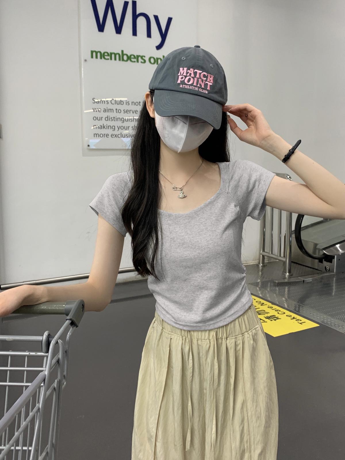 

Женская облегающая футболка с коротким рукавом: 2024 Новый элегантный летний повседневный топ XL серый