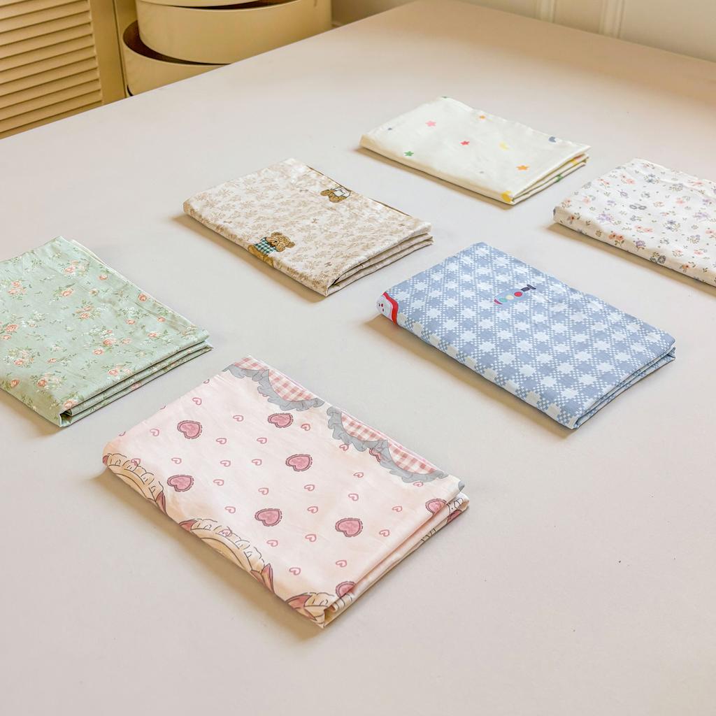 100% Cotton Floral Pillowcases Set of 2 Garden Floral Printed Pillow Cover with Envelope Closure Wrinkle Fade Resistant Hotel Quality Pillow Protector