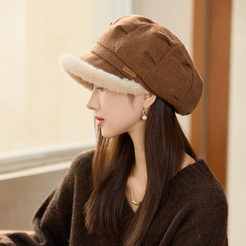 Autumn and Winter Women's Plaid Beret Casual Cold and Warm Windproof Velvet Thickened Octagonal Hat