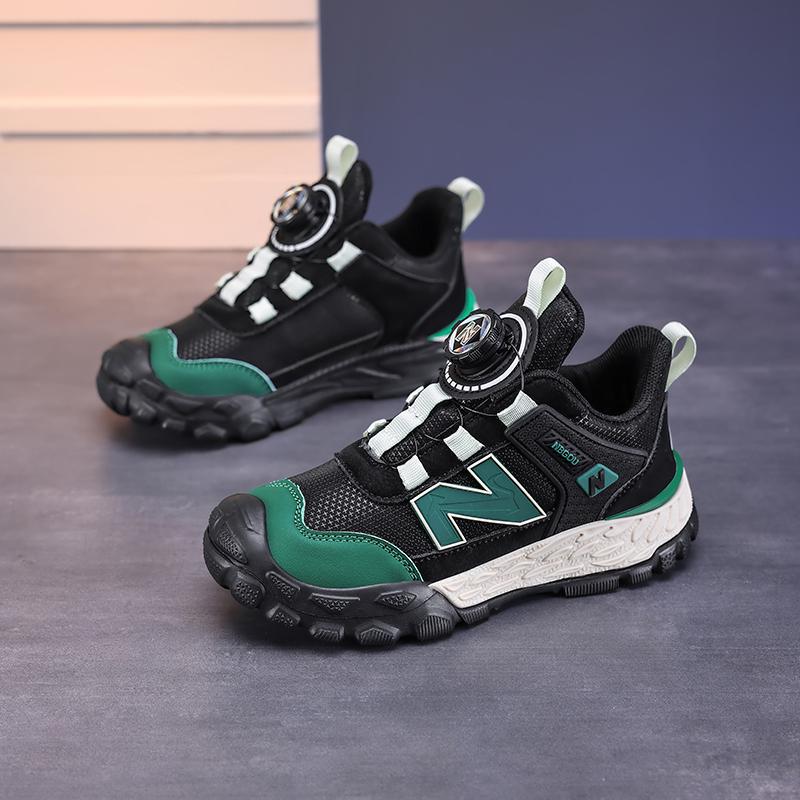 Kids Hiking Shoes All Seasons Walking Running Casual Sneakers Boys Girls Students School Tennis Sports Footwear