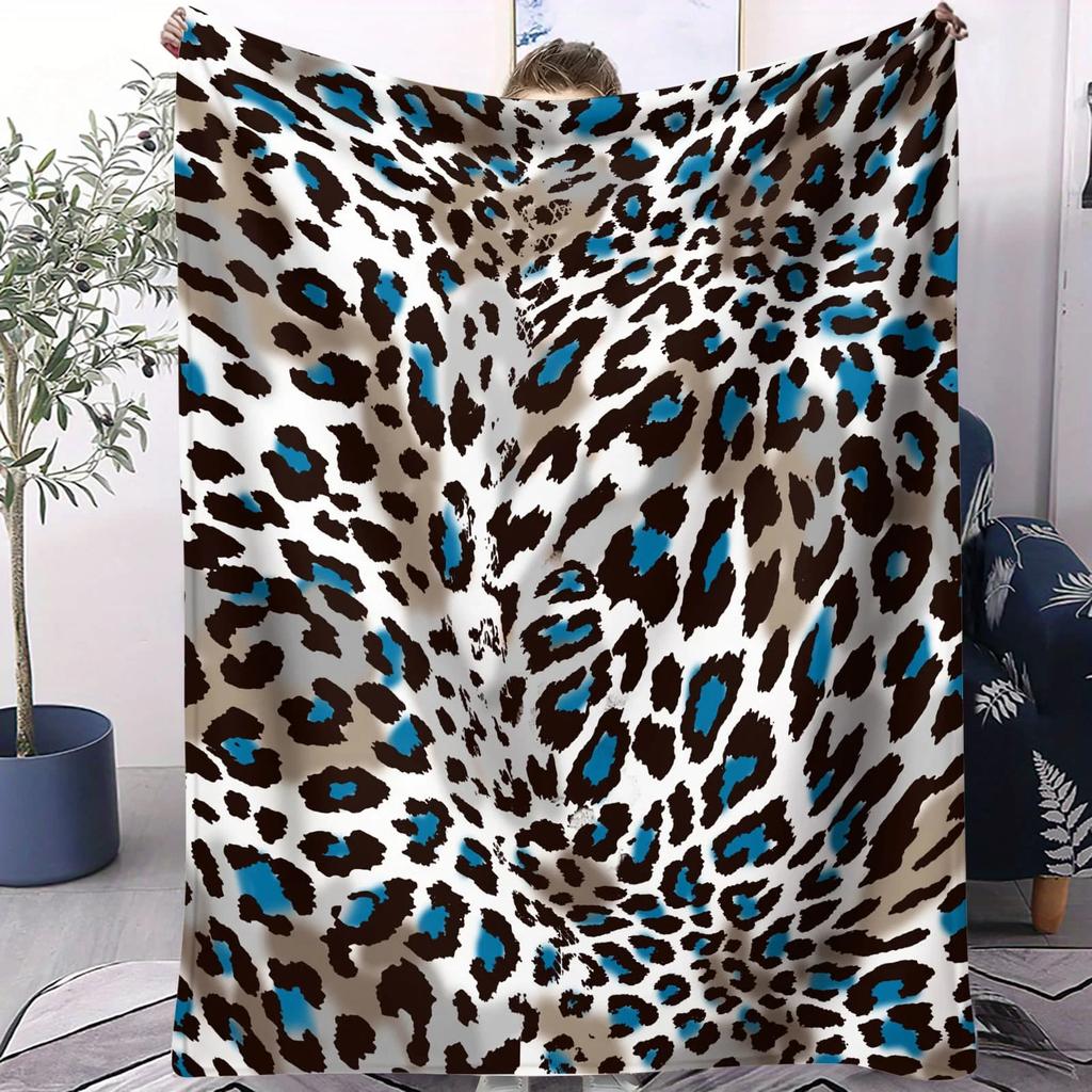 Black White Misty Leopard Print BlanketMinimalist Wild Style Fleece Throw for Beds Sofa Home Decor Adults Kids Cozy Warm Gift