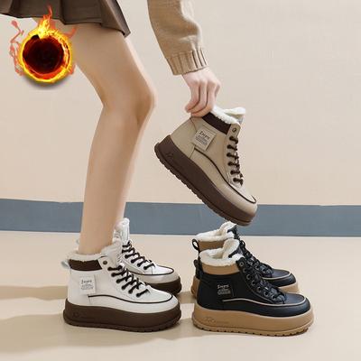 Snöstövlar för kvinnor med tjocka plattformar Anti-halk Vinter Varma High Top Walking Sneakers Skor Bekväma snörning fuskpäls Foder Ankelstövlar för kvinnor