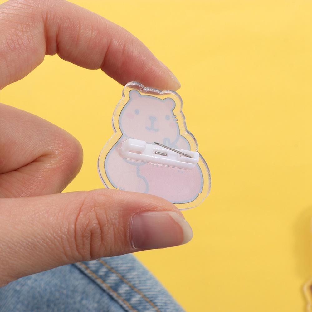 Cute Acrylic Capybara Pin Breastpin Animal Badge Exquisite Capybara Brooch  Skirts