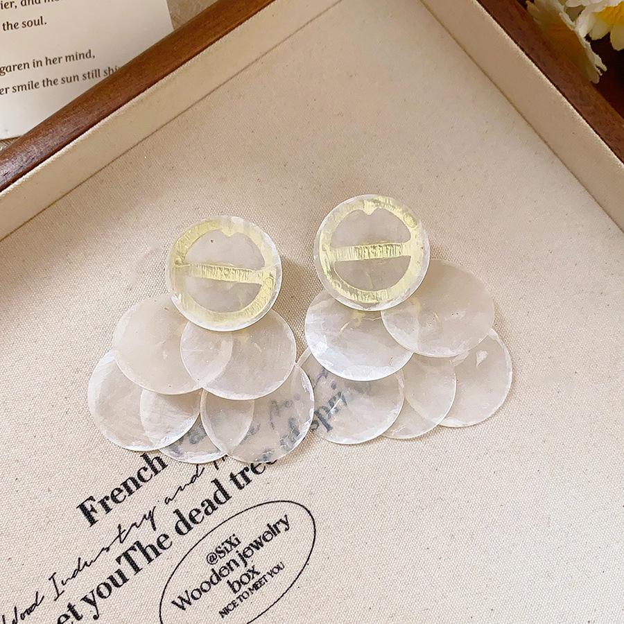 Silver Needle Resin Flower Tassel Earrings: Vintage, Versatile, Light Luxury Fashion Jewelry for Women