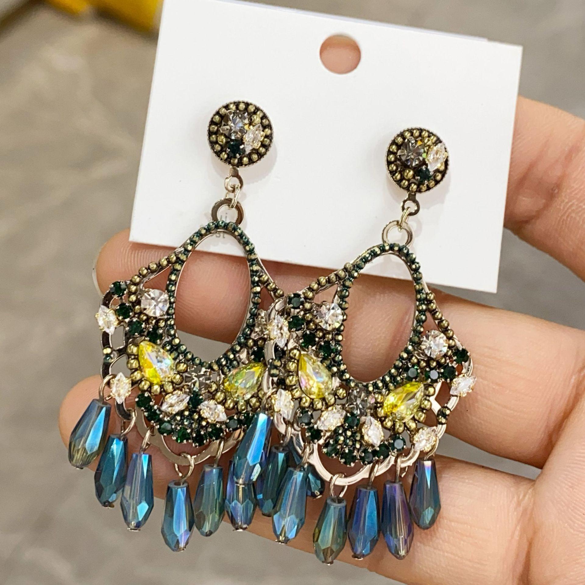 

Винтажные серьги с бахромой в придворном стиле, новый тренд 2025 года, темпераментные серьги интернет-знаменитости для женщин