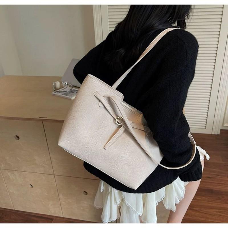 Retro High-end Large-capacity Underarm Bag Women s Casual Tote Western-style All-matching Commuter 38x12x25