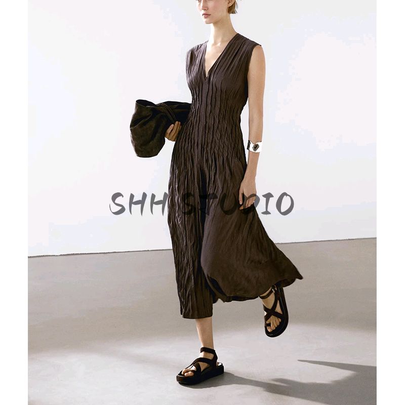 Spring and Summer New Arrival Women's Clothing Nanfa Elegant Brown Drape Elegant V Neck Pleated Mid-Length Dress 6679585