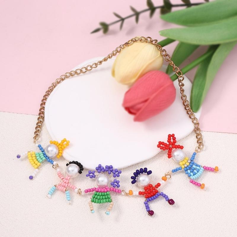 Cute 3D Figurine Charm Collar Necklace Playful 3D Human Necklace Pearls Neckchain Trend Clavicle Chain Accessory