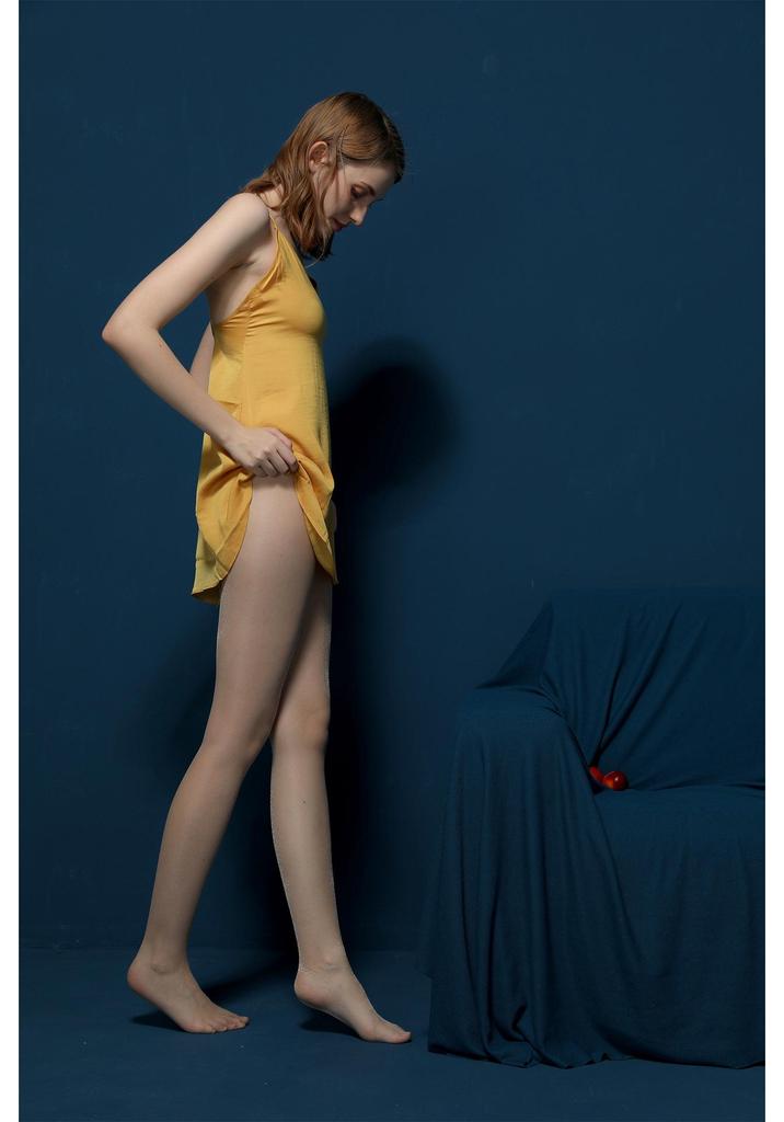 Seamless Pearlescent Stockings: Silky, Shimmering, Transparent Summer Tights for Women
