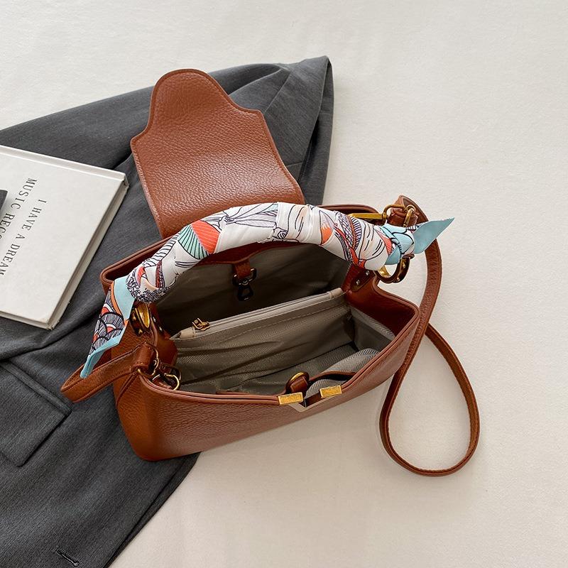New fashionable lychee pattern lady bag portable shoulder oblique span women's bag
