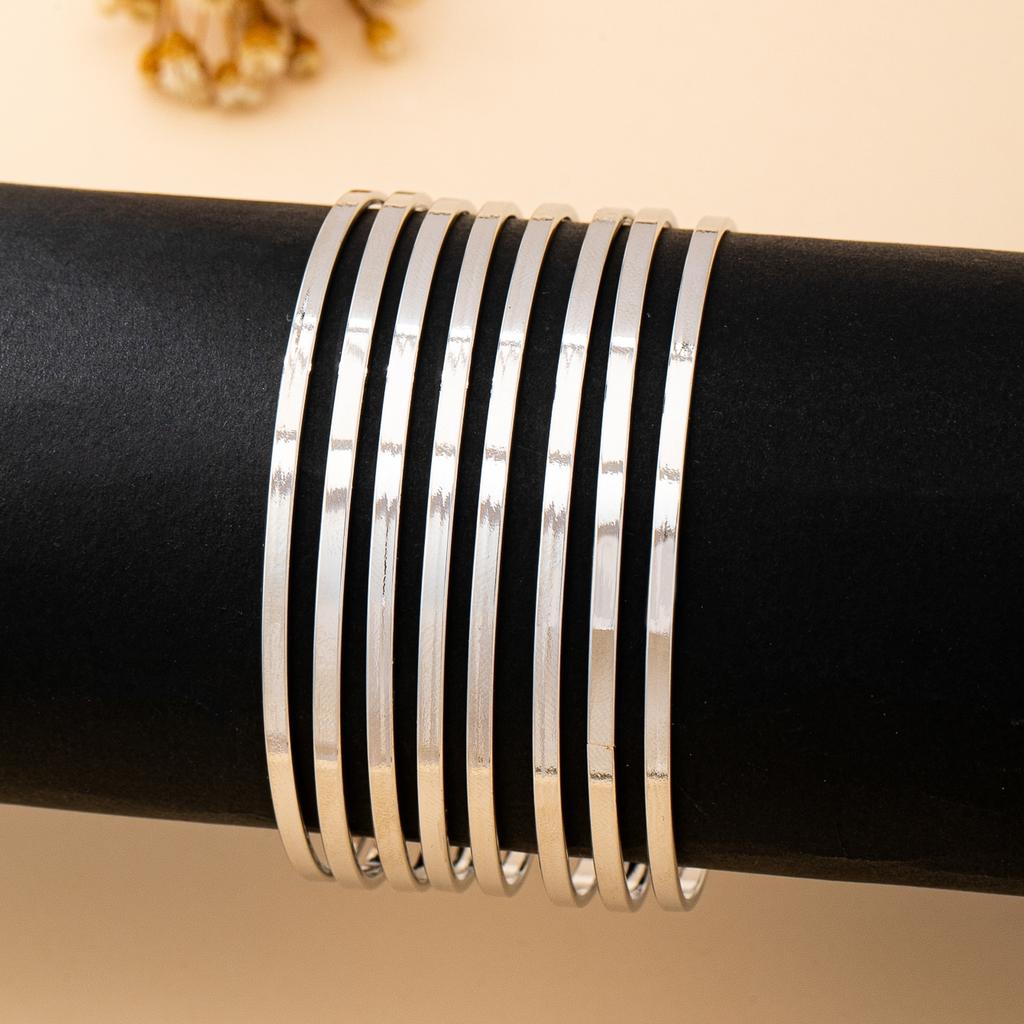 Women's Bracelet Simple Multi-Layered Punk Rock Bracelet Suitable for Daily Wear and Vacation Wear