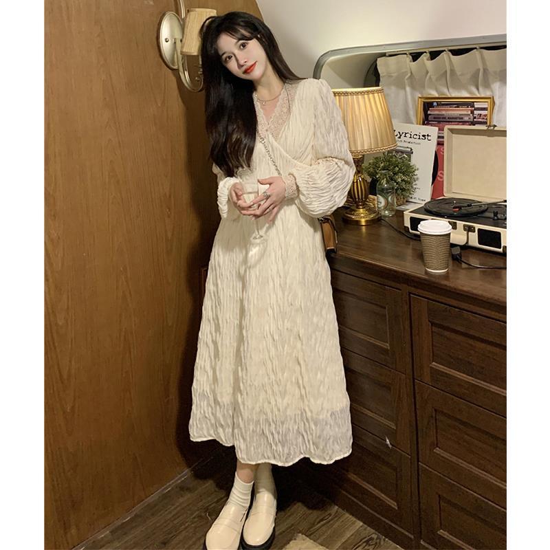 Stylish V-Neck Lace Trim Midi Dress - Winter 2024 Small слоновая кость/белый