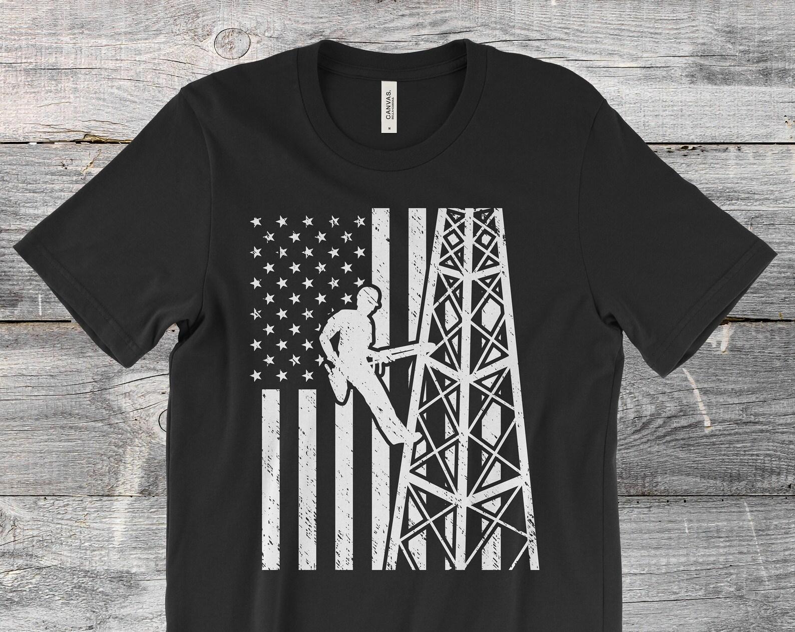 Tower Climber American Flag Vintage Funny Cell Tower Climbers Gift T-Shirt, Boyfriend, Funny Tower Rigger, Towers Worker Birthday Present, 130