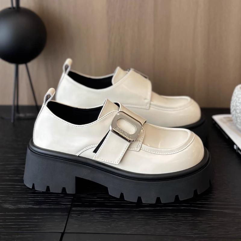 Chaussures simples en cuir à semelles épaisses et talons épais à Velcro pour femmes 2025 nouveau style britannique polyvalent petites chaussures en cuir mocassins rehaussants pour femmes