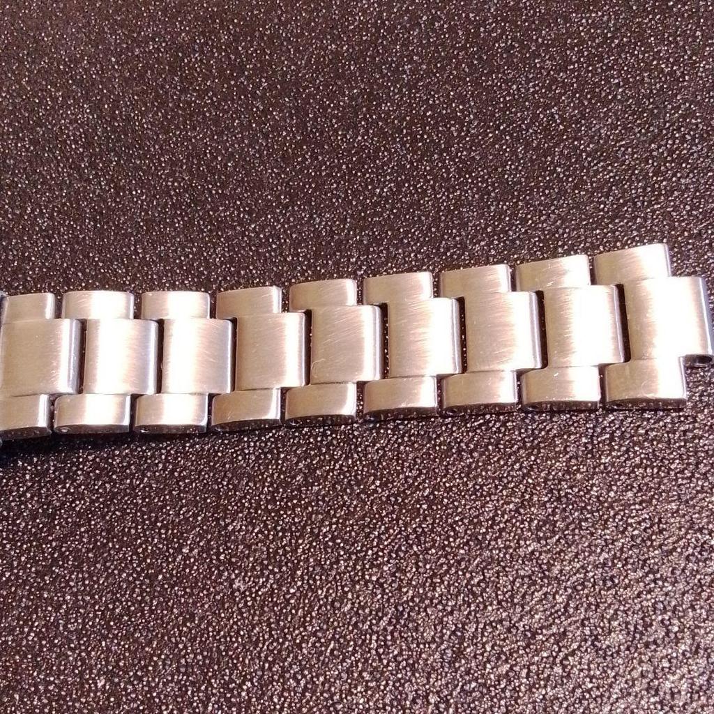 Used SEIKO PROSPEX Solar model, for 20mm width metal band