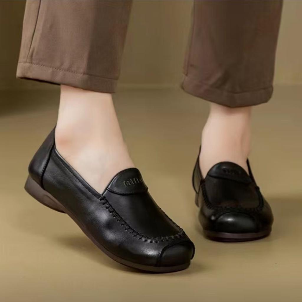 Autumn New Beef Tendon Soft Leather Soft Sole Shallow Mouth Single Shoes Comfortable Leather Shoes