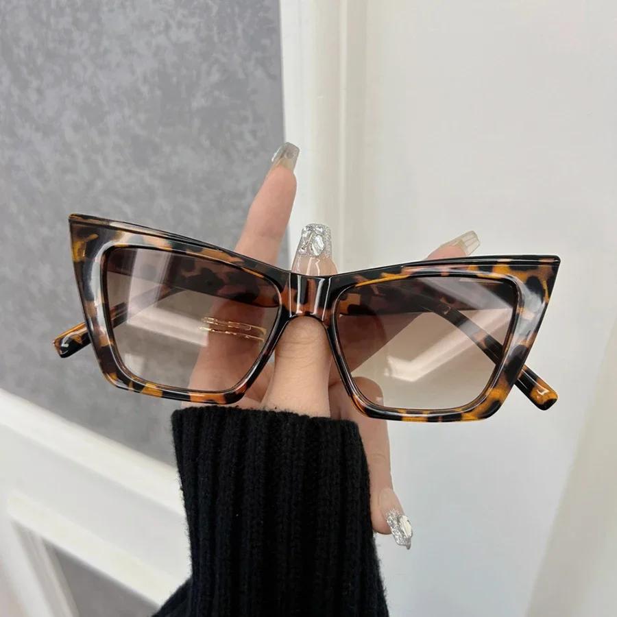 Fashion Retro Cat Eye Sunglasses Women Men Vintage Sun Glasses Female Male Outdoors Designer Frame Mirror Punk