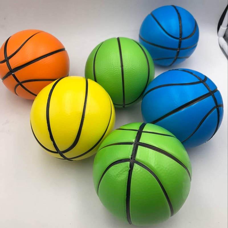 12,5 CM Diameter Fodbold Basketball 5,5 Tommer PU Svamp Solid Blød Bold Indendørs Børnelegetøj Interaktiv Indendørs Stille Bold