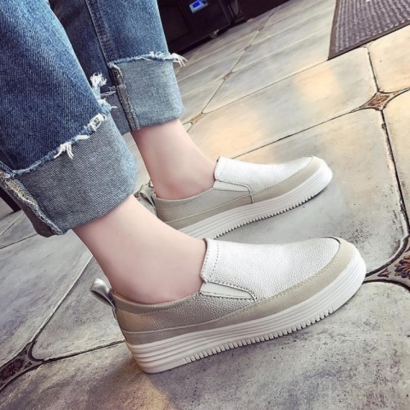 

Белые туфли Универсальные туфли на плоской подошве 39 серебряный