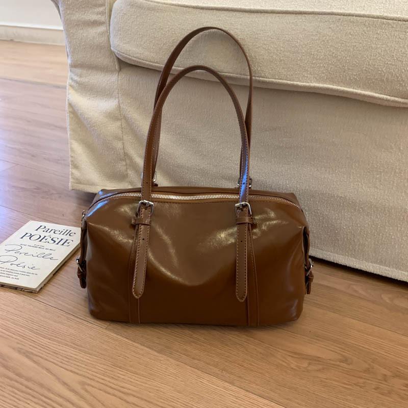 Niche retro simple underarm bag 2025 autumn new large-capacity commuter bag high-value shoulder tote bag