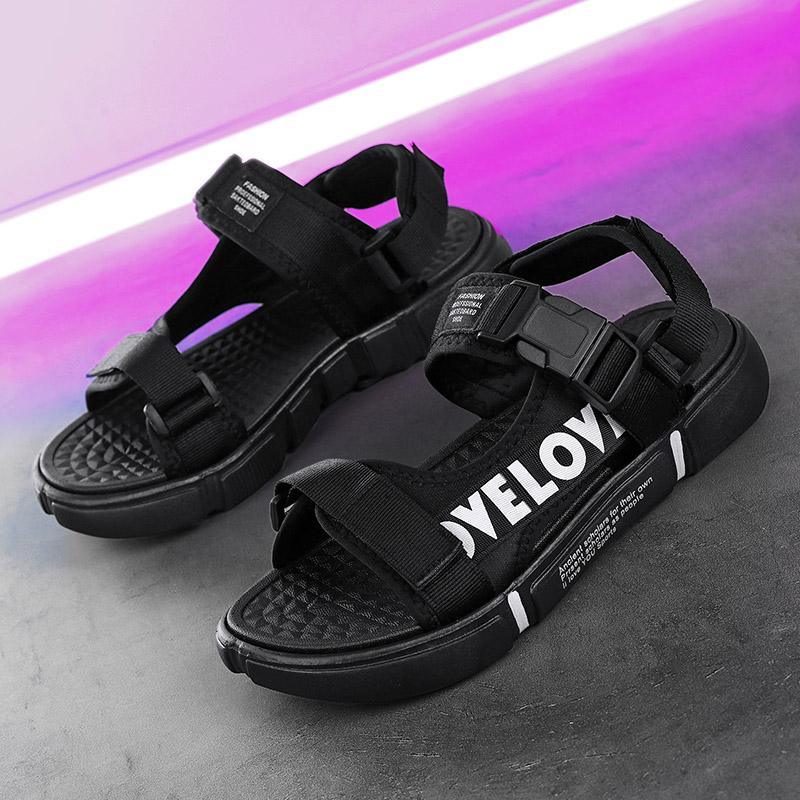 Fashion Men Sandals Soft Comfortable Non-Slip Men Shoes High Quality Woven Beach Sandals Mens Gladiator Sandals Summer Casual Flat Shoes