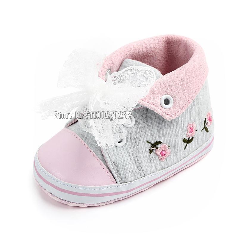 

Baby Girl Shoes White Lace Floral Embroidered Flower Soft Walking Toddler Kids Shoes First Walker Shoes 20 сірий колір