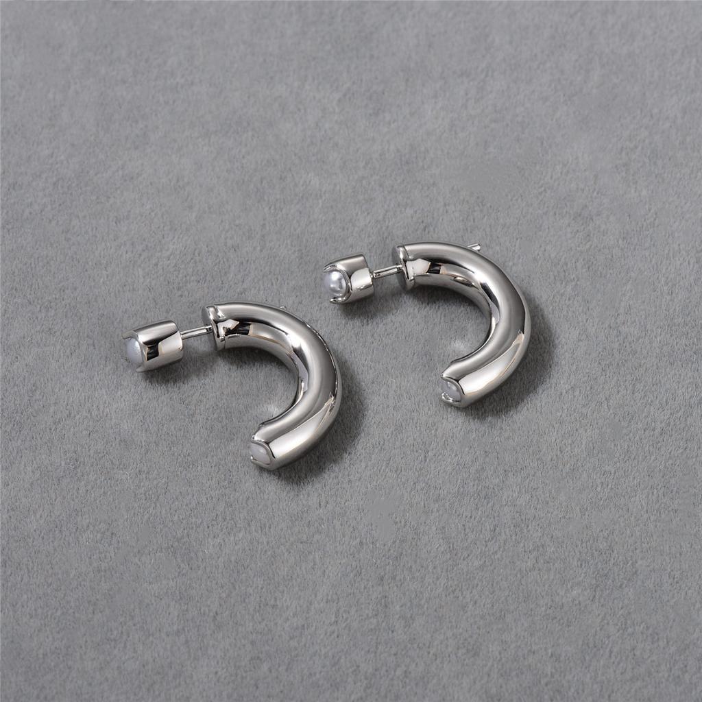 Niche Design Pearl C-Shaped Half-Circle Stud Earrings, Simple And Versatile, Sweet In Seconds, Cool Girl Earrings For Women
