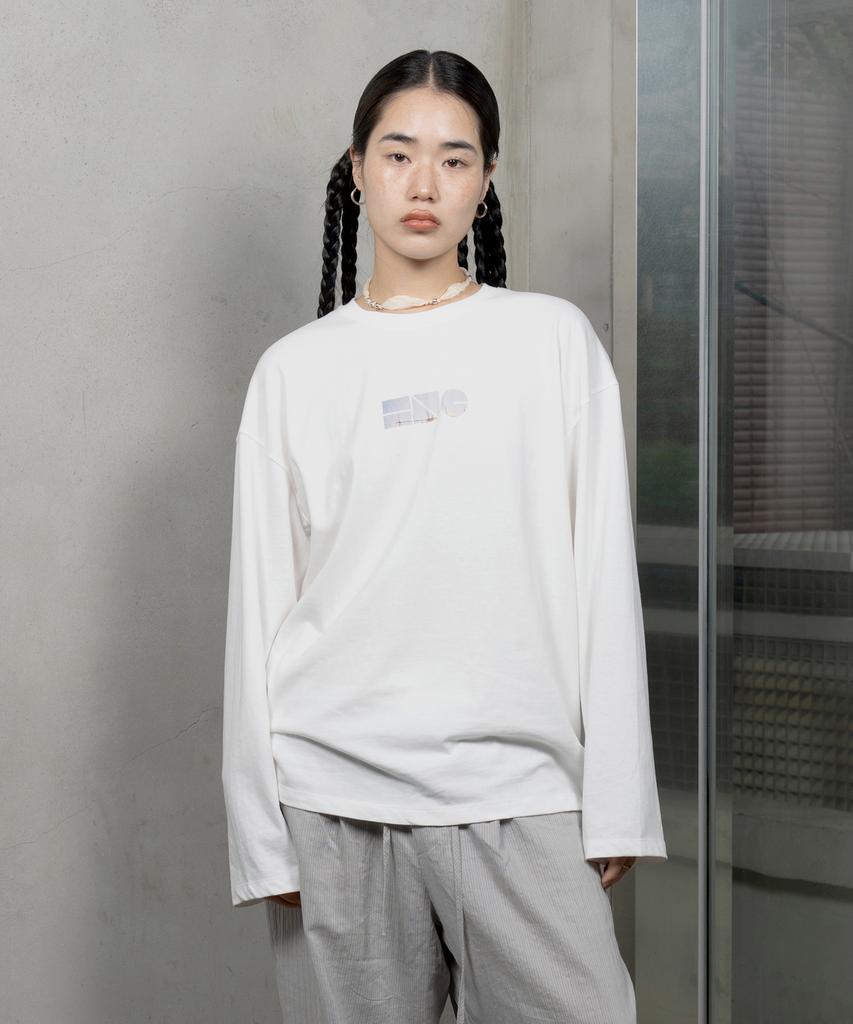 HINGE Hng Photo T-Shirt / Off-White