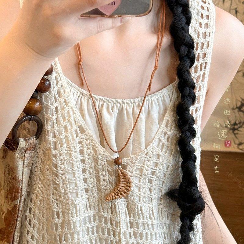 

Геометрическое круглое ожерелье с подвеской в виде цветка, нишевое, легкая роскошь, этнический стиль, цепочка для ключицы, универсальный темперамент, высококачественная бижутерия для женщин