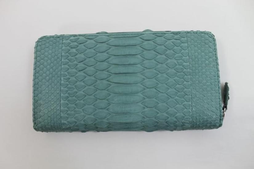 Premium Diamond Python Long Wallet, Genuine Leather, for Good Fortune and Financial Luck, Snakeskin-Grade Genuine Leather, Zipper-Around Design, Box,