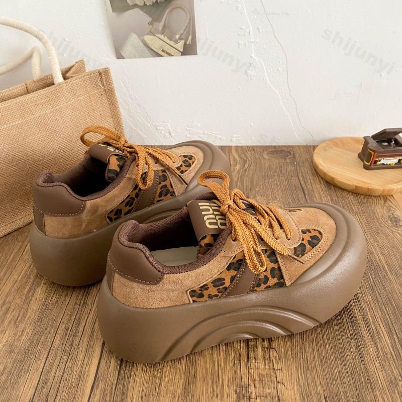 Women Vulcanized Shoes Leopard Print Fashion Platform 2026 Autumn Comfortable Non Slip Outdoor Sports Shoes Lace Up Casual Shoes