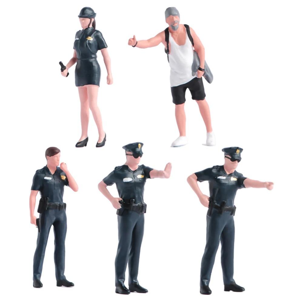 Painted Miniatures 1/64 Scale Beauty Handsome Boy Policeman Girls Male Female Scene Figure Model For Car Vehicles Decorate