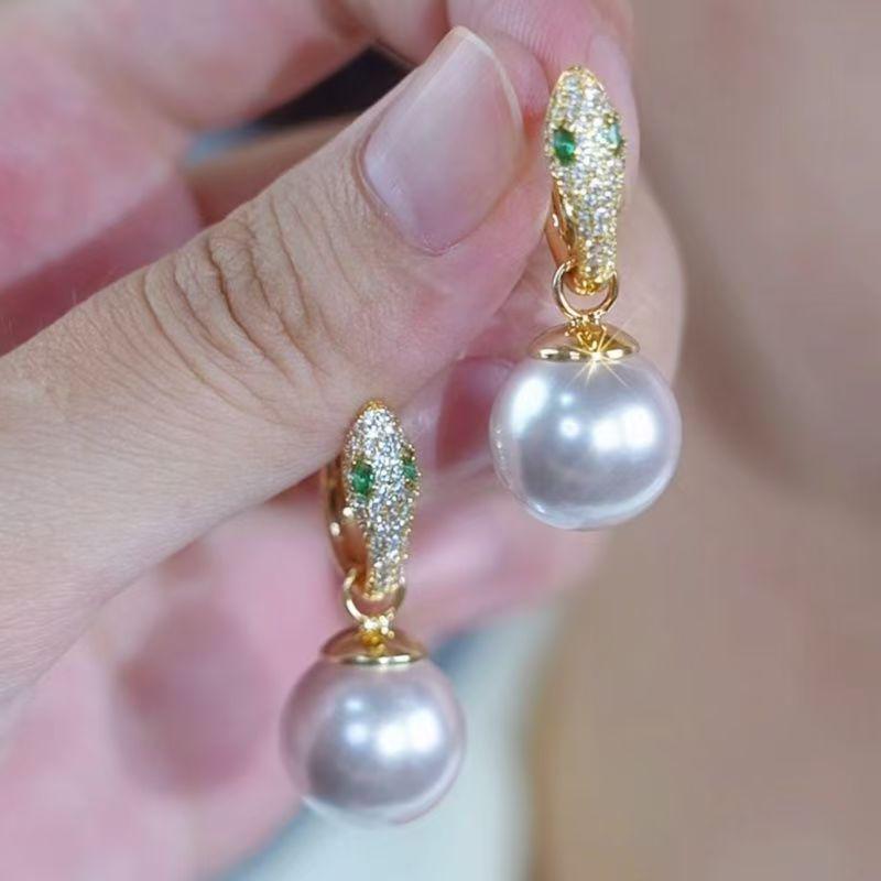Elegante 2024 Perlenohrringe: Schickes, einfaches und stilvolles Design