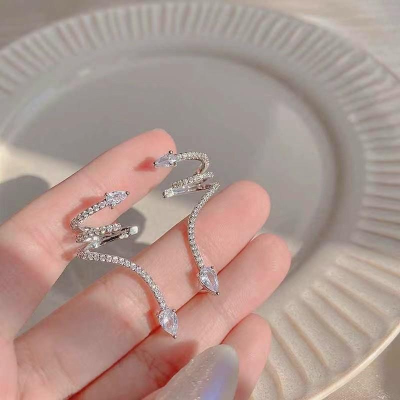 New Trendy Vintage Wrapped Snake Shape Crystal Dangle Earrings for Women Girl Cute Small Object Earring Jewelry Bijoux Gifts