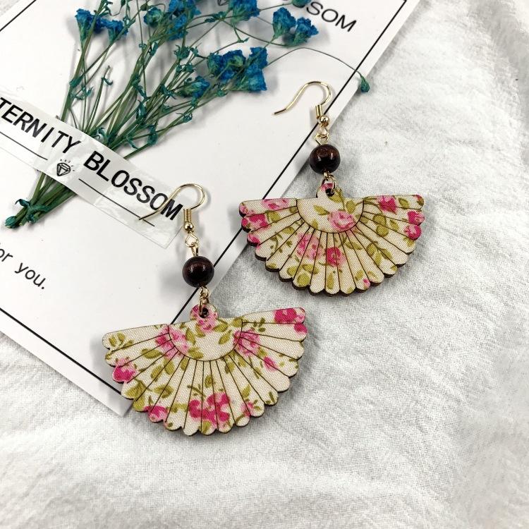 

Красивые серьги-веера с цветами, простые деревянные бусины, деревянный веер, универсальные милые серьги, серьги с ретро-темпераментом для женщин