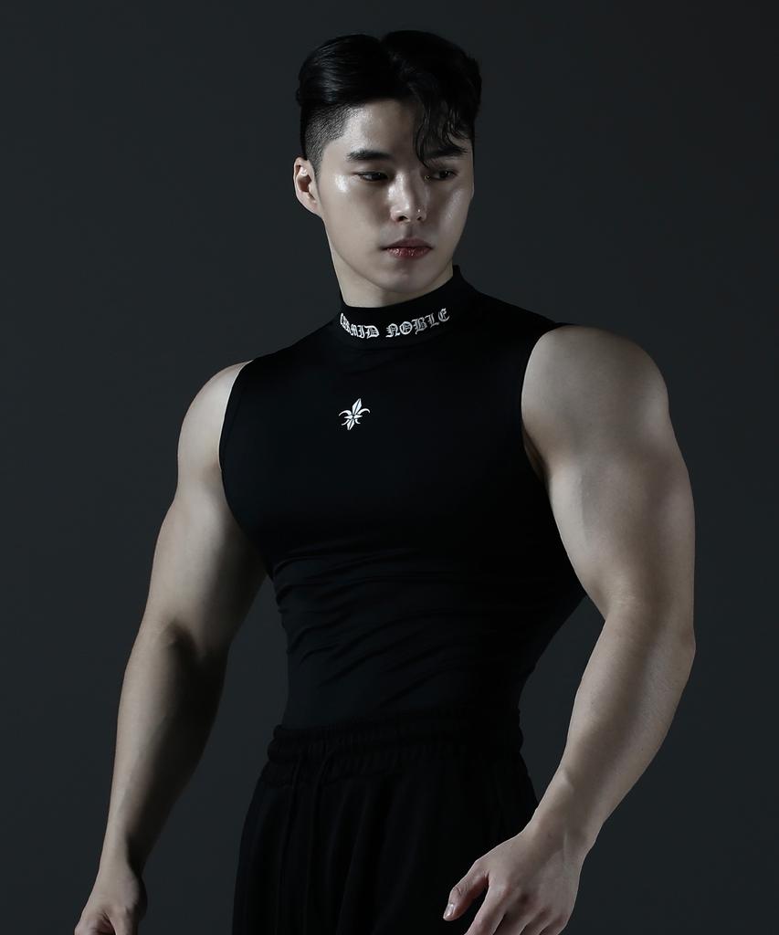 CARMID Compression Mock Neck Sleeveless [Black]