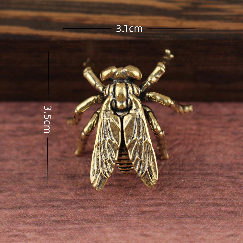 

1Pcs Tea Pet Insects Animal Figurine Home Desktop Decoration Retro Brass Fly Insect Ornament Miniature Statue Vintage Craft one size