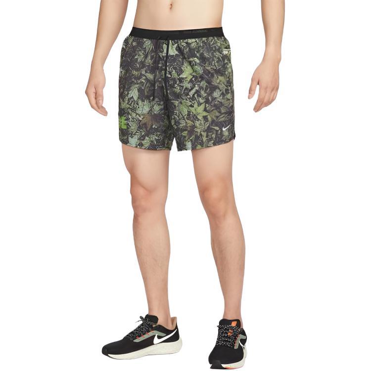 Nike Celoplošný potisk Kapsa Nízký pas Ležérní kraťasy Pánské kraťasy IH4513-012
