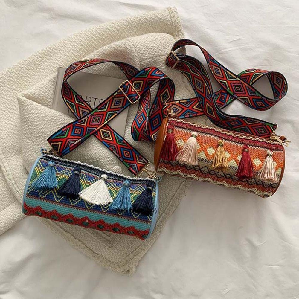 

Сумка через плечо с кисточками и вышивкой в ​​полоску, большая вместительная корейская сумка-подушка для путешествий