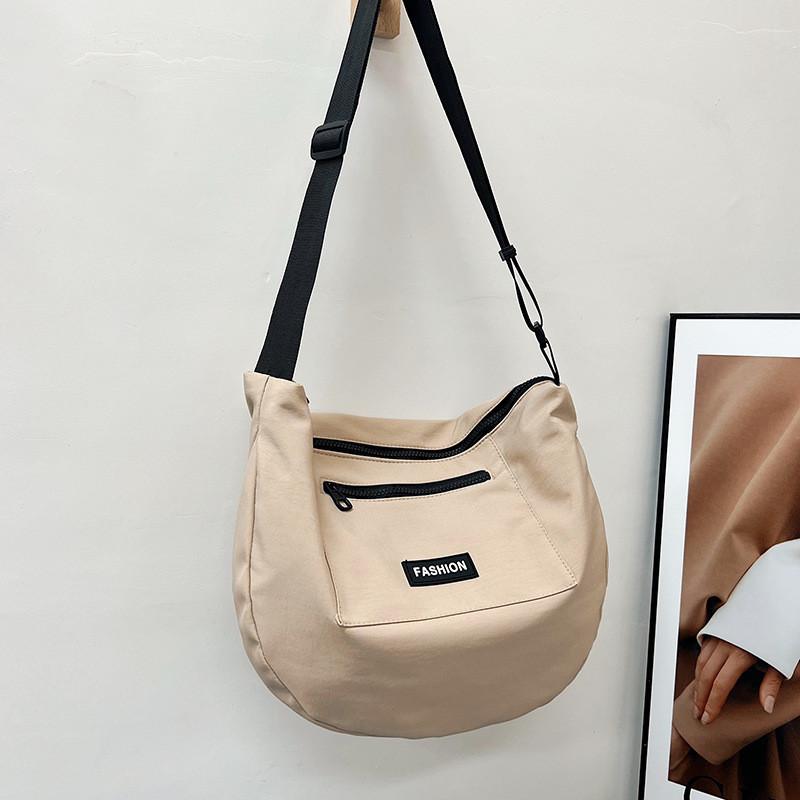 Stylish Large Capacity Nylon Tote Bag Chic Street Fashion For Everyday Use