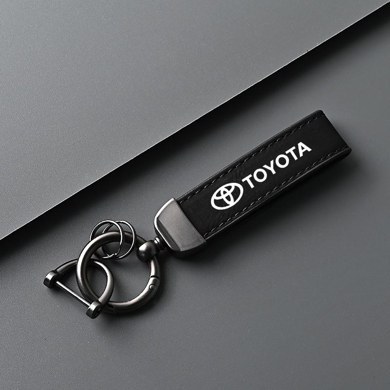 Metal Leather Car Emblem Keychain Key Chain Rings For Toyota Corolla Crown Camry Avensis Auris RAV4 Yaris Styling Accessories