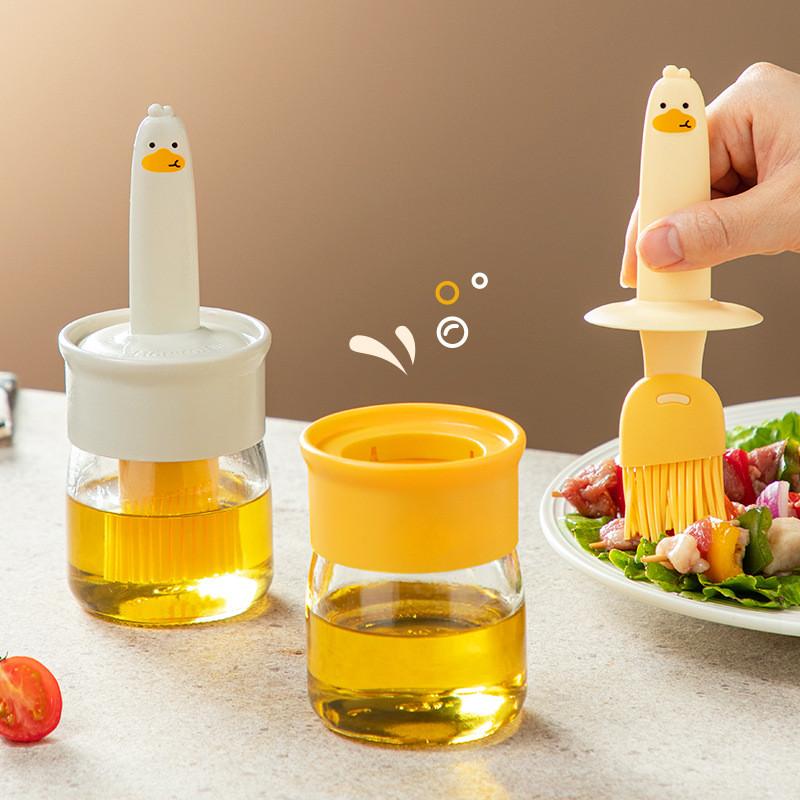 Integrated Barbecue Oil Bottle Brush Household Camping Silicone Oil Brush With Bottle Small Oil Pot Kitchen High Temperature Resistant Baking