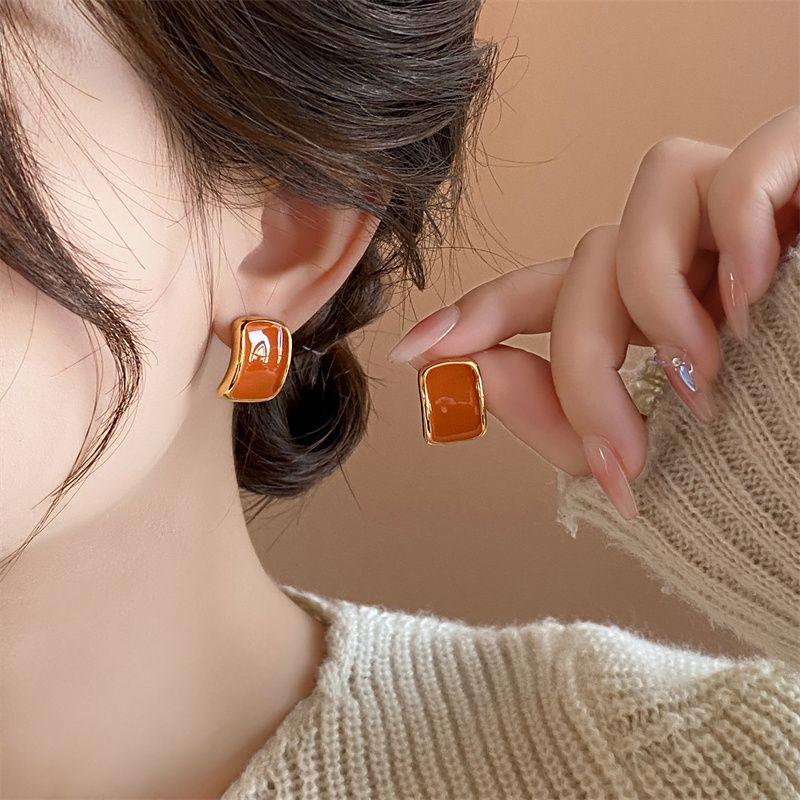 Guli Elegant Square Stud Earrings for Women Autumn and Winter Accessible Luxury Fancy Elegant Earrings New Niche Unique French Style Ear Rings
