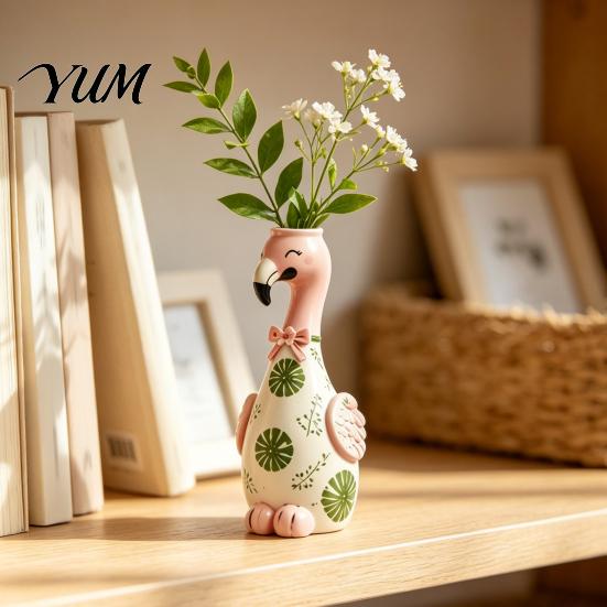 Cute Animal Shape Vase Resin Flamingo Decorative Vase, Pink Flower Holder Figurine, Hand Painted Figurine Tabletop Ornament for Dried Artificial